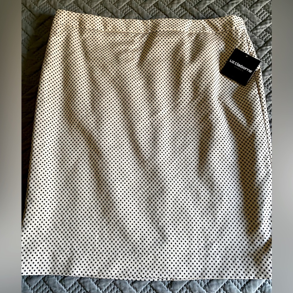 Liz Claiborne women’s pencil skirt